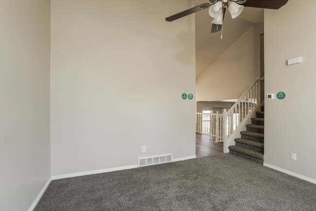 Photo - 6957 Diamondleaf Way