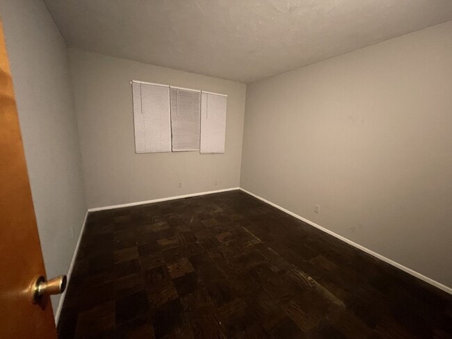 Photo - 8462 Grand Ave