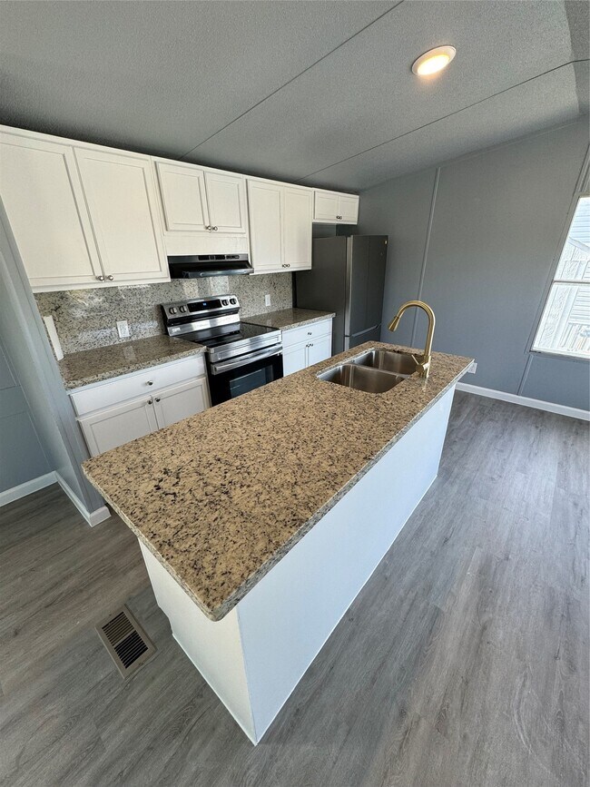 Photo - 9017 Taub Rd