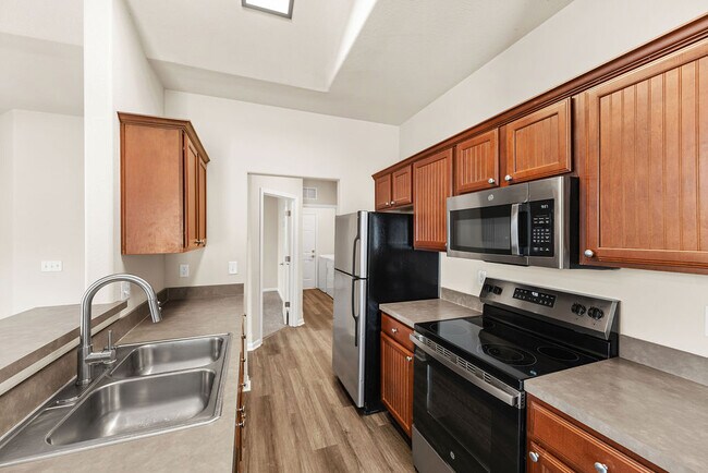 Photo - Ironwood Apartments and Townhomes