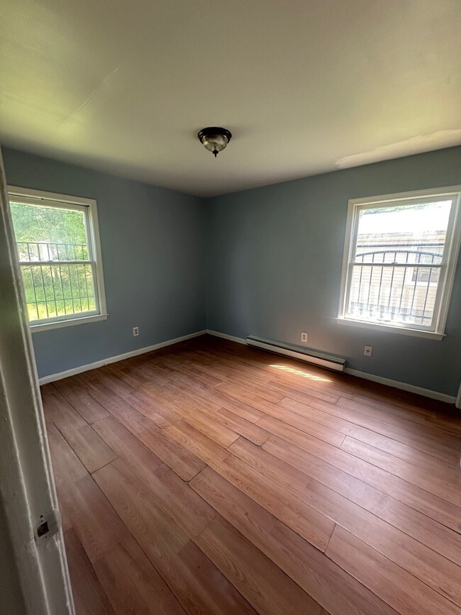 Photo - 3018 Columbia St