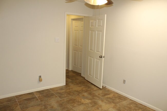 Photo - 11303 Windmark Dr