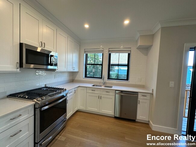 Photo - 295 Lamartine St Unit 1