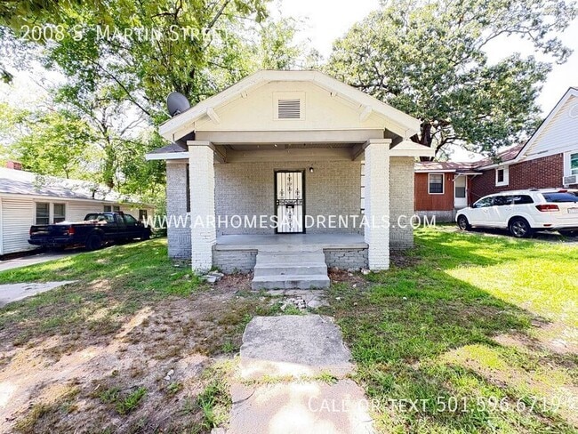 Building Photo - 2008 S Martin St Rental