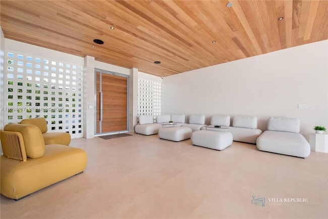 Photo - 1200 NE 87th St