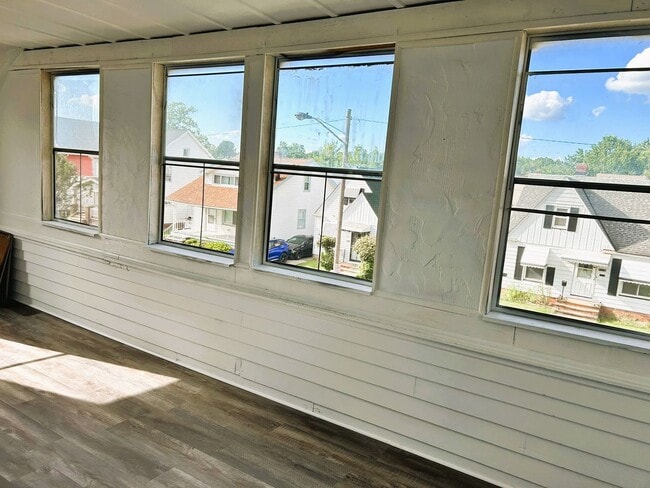 Photo - 11120 Wadsworth Ave