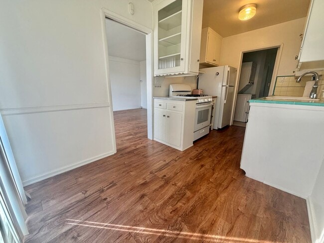 Photo - 227 Sierra St Unit B