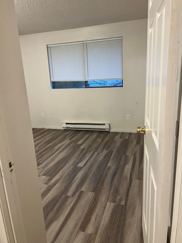 Photo - 220 Ellingson Dr Unidad B