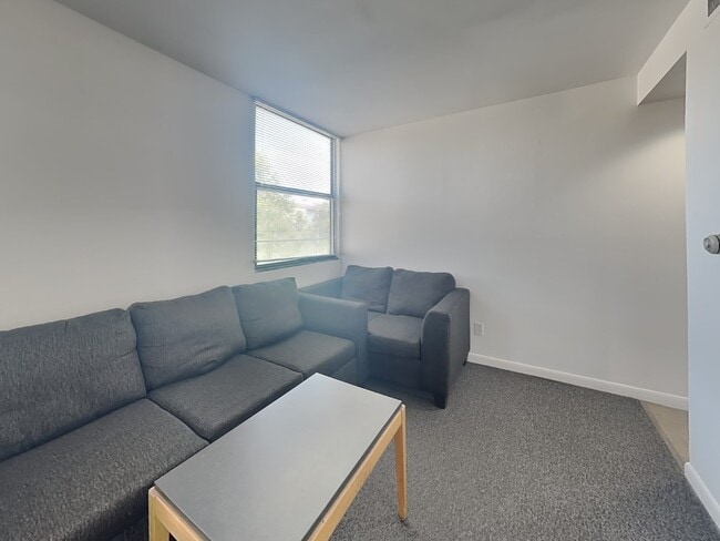 56 E Daniel St Unit C1