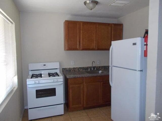 Photo - 66399 5th St Unit 4