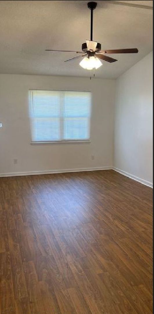 Cozy 2 Bedroom Duplex1700 Wine Press Ct. Rental House Rental in