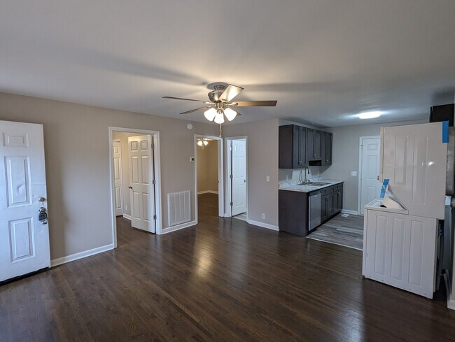 850 N 2nd St Unit 1