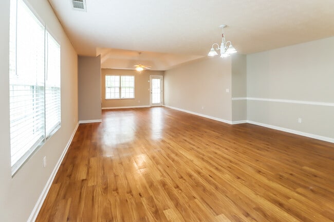 Photo - 10944 Big Sky Dr