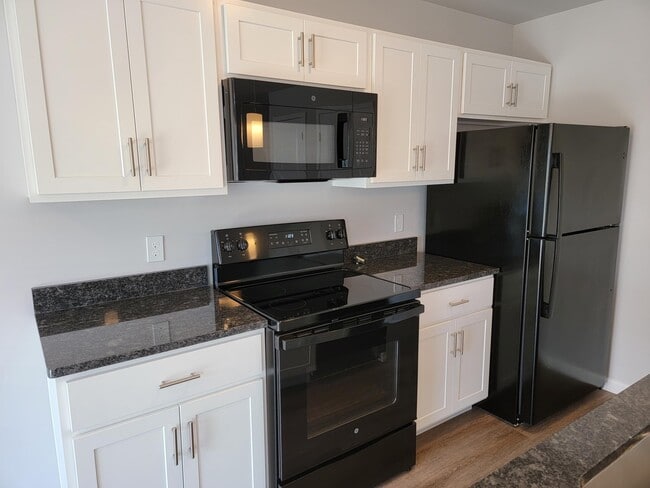 Photo - 3 Cobblestone Ct