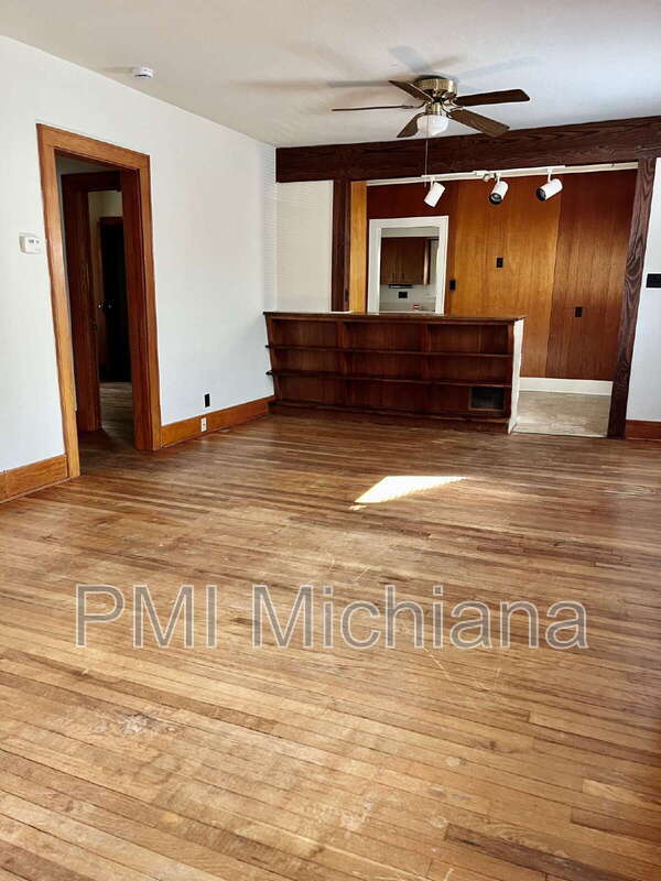 Photo - 126 Monmoor Ave