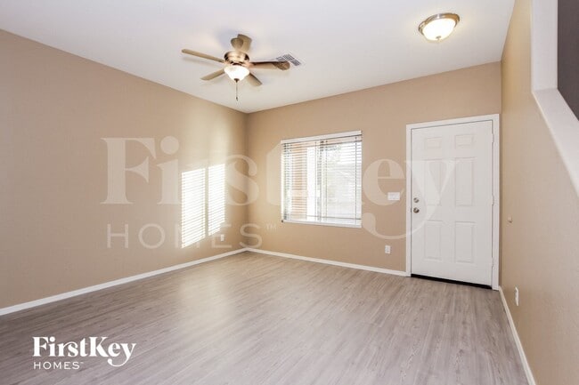17750 W Maui Ln