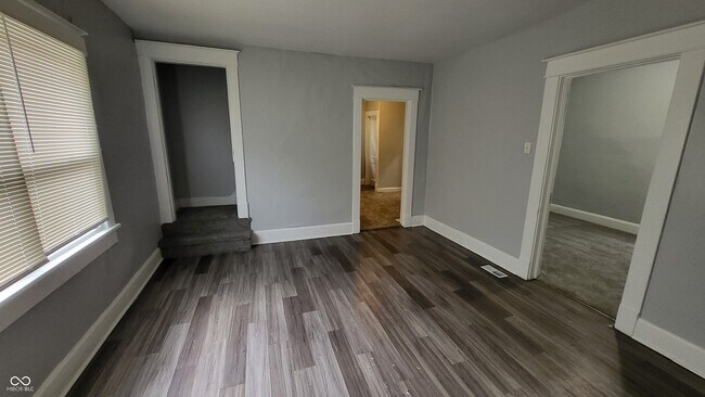 Photo - 2822 N Olney St