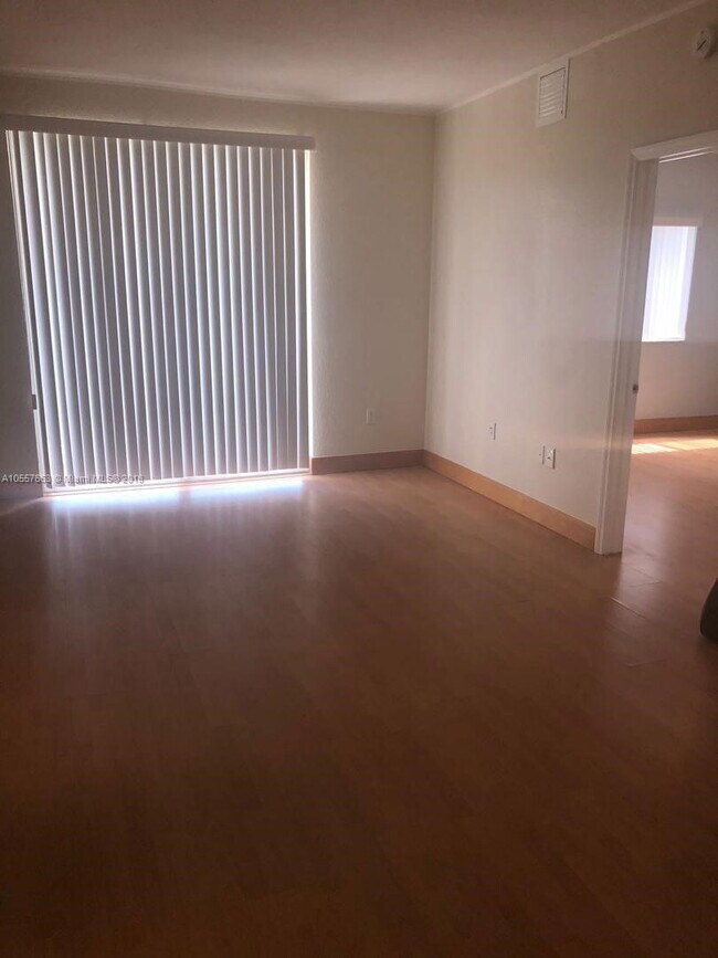 Photo - 816 NW 11th St