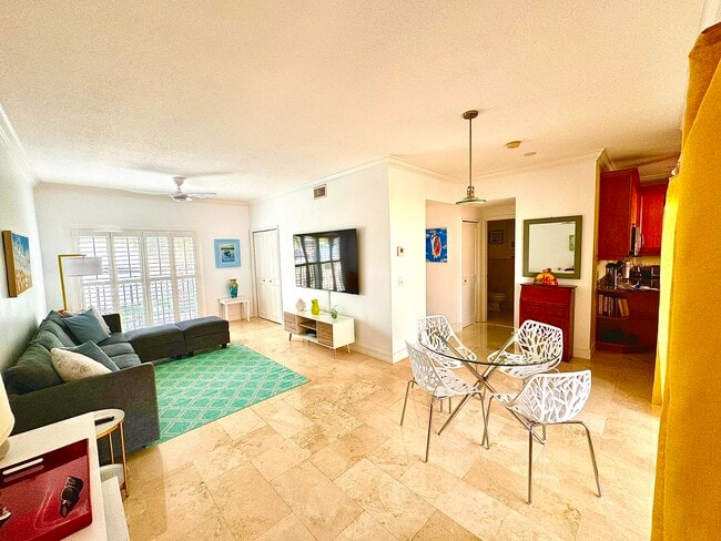 Photo - 95 NE 4th Ave Unit 4