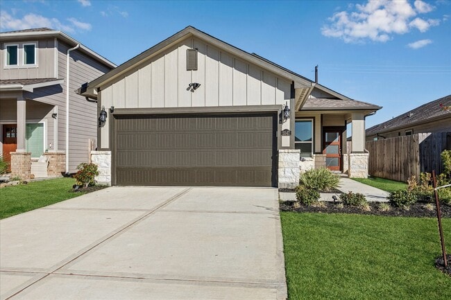 Photo - 5547 Madden Ln