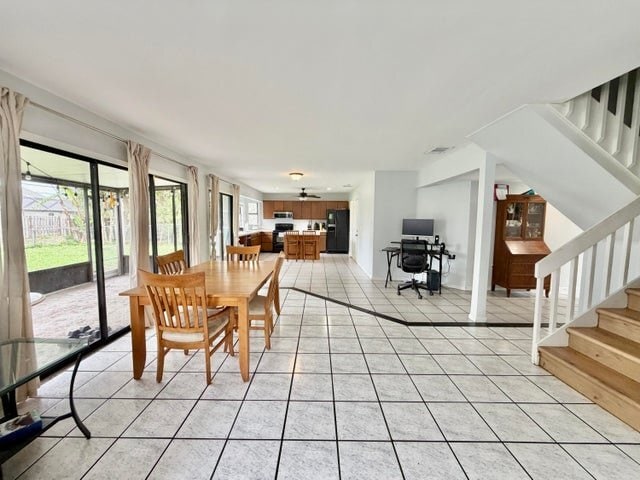 Photo - 6048 Garrett St