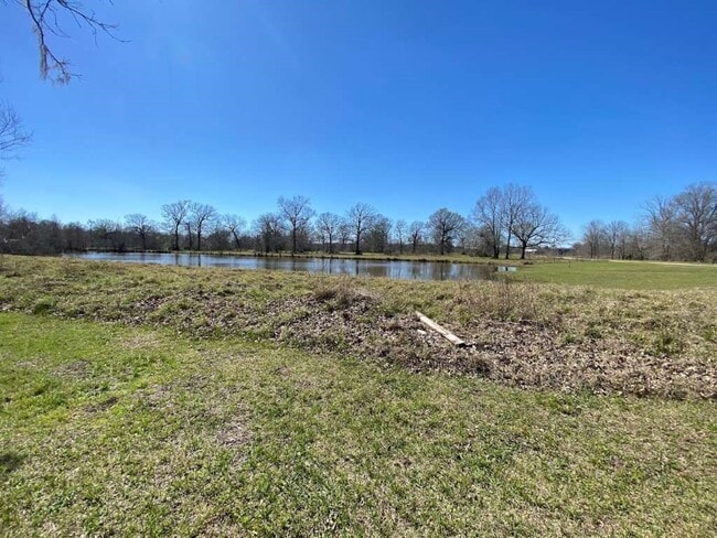 Photo - 236 Adelaide Dr