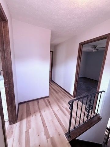 Photo - 6686 Hythe St NW