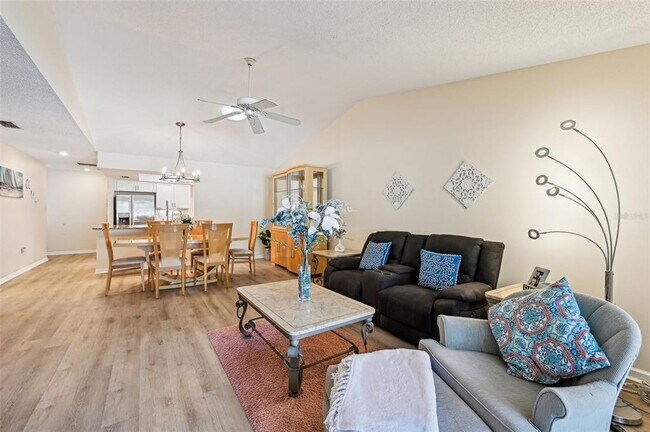 Photo - 7245 Wood Creek Dr