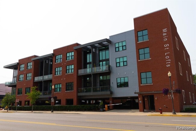 Building Photo - 111 N Main St Unit 303