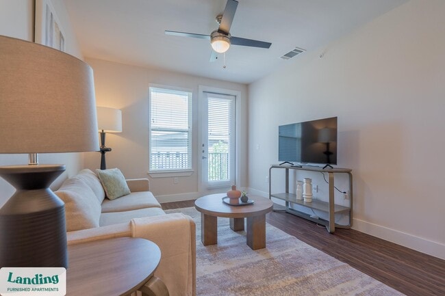 Photo - 15950 Chase Hill Blvd Unidad 8404.1406242