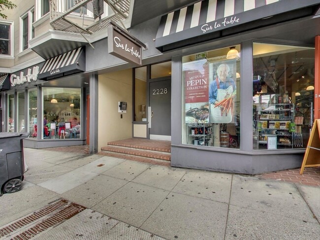 Photo - 2228 Union St Unidad 204