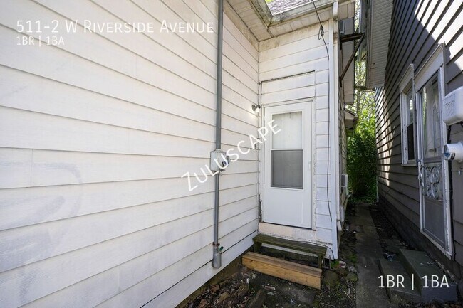 Photo - 511 W Riverside Ave