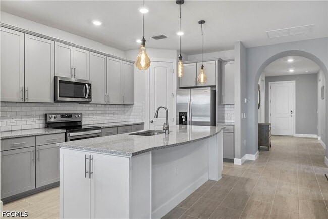Photo - 19564 Utopia Ln