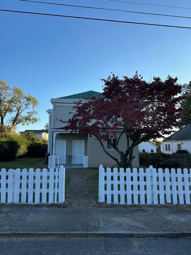 Photo - JP - Early Unit 2013 1/2