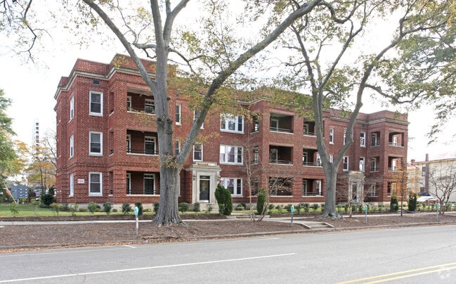 Senate Club - Senate Club