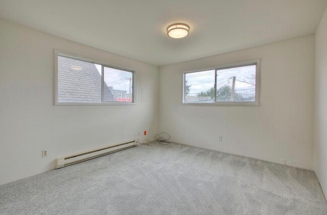 Photo - 1637 21st Ave