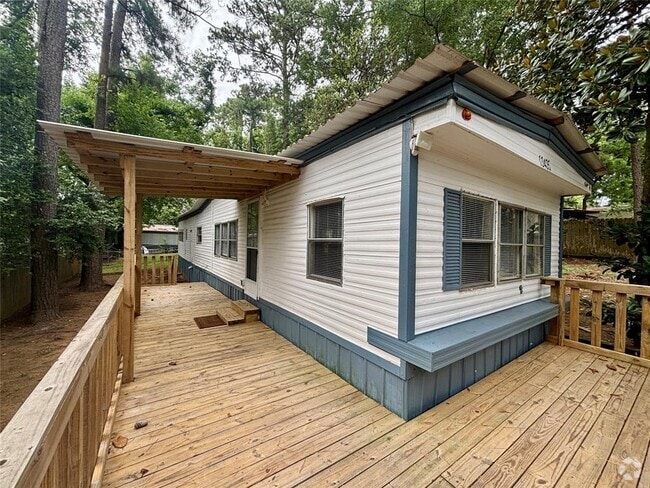 Building Photo - 13405 Commander Cir Rental
