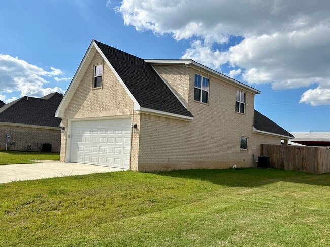 Photo - 115 Hidden Crk Dr