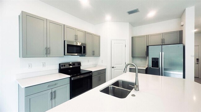 Photo - 8505 Lunar Skye St