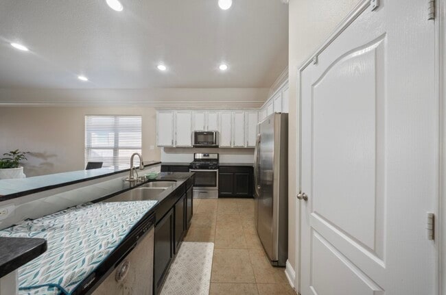 Photo - 6130 Flagg Ranch Dr