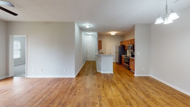 Photo - Lakeview Apartments