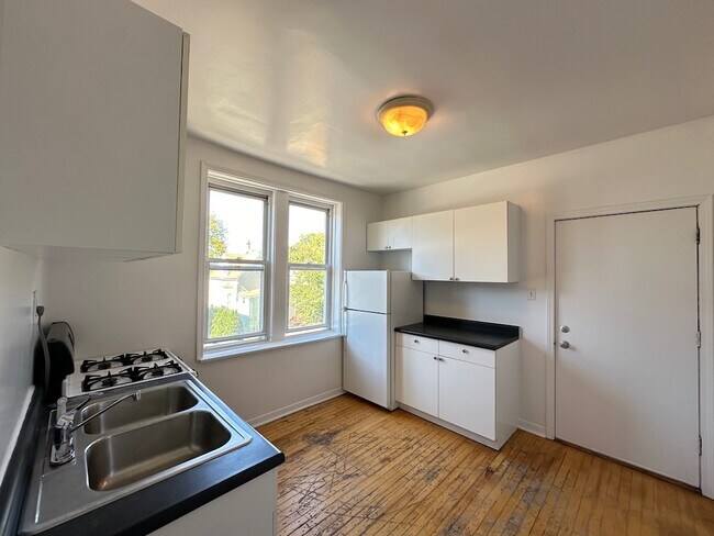 Photo - 3044 W Wellington Ave Unidad 3