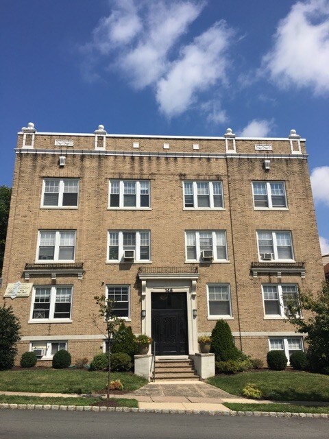 Vazquez Apartments