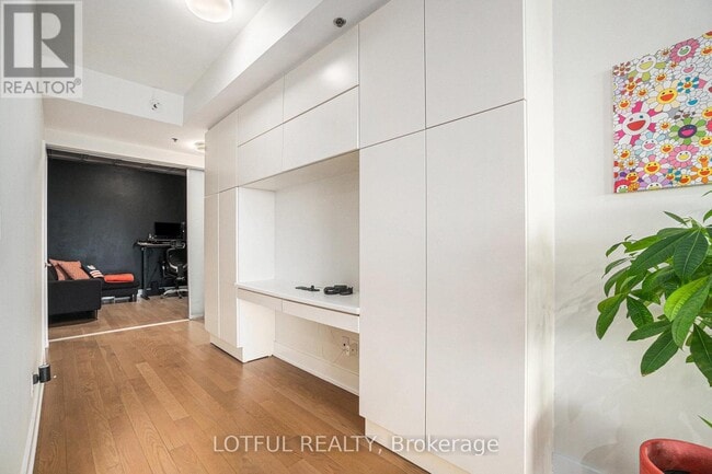 Photo - 98 Richmond Rd Unité 701