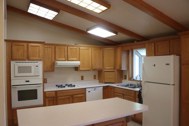 Photo - 405 Hamilton St Apartment Unit B