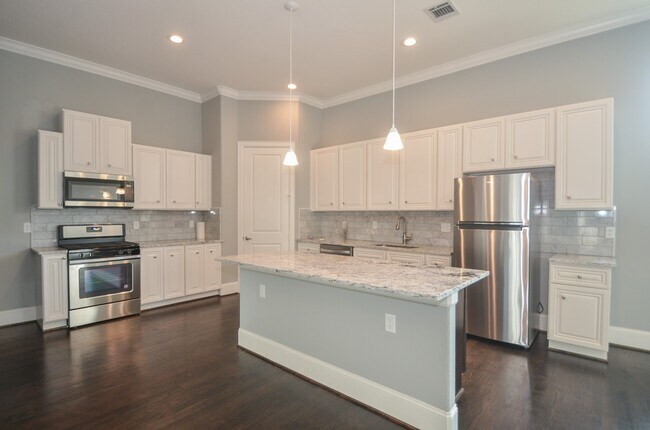 Building Photo - 4609 Nett St Rental