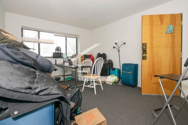 Photo - 2BR 1Bth unit. Heat/Hot Water included. Great location!
