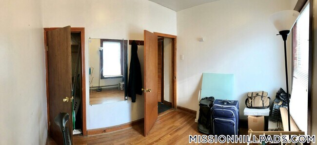 Photo - 121 George St Unit 3