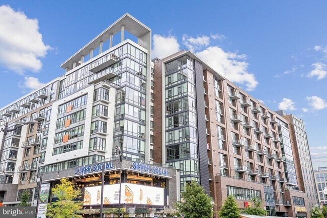 Building Photo - 70 N St SE Unit N405 Rental