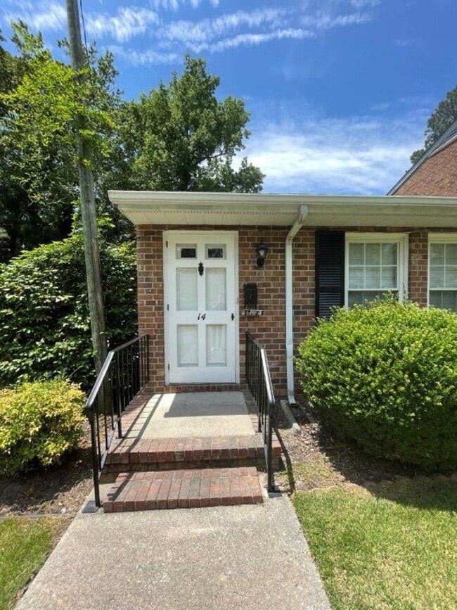 Photo - 610 Park Ave Townhome